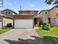 8 HORSHAM STREET Brampton Ontario, L6X 3R5