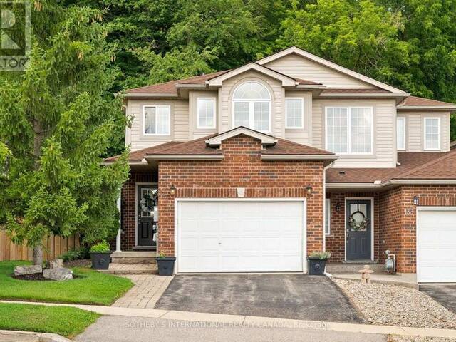 131 UPPER MERCER STREET Kitchener Ontario, N2A 4N2 - 3 Bedrooms Home For Sale