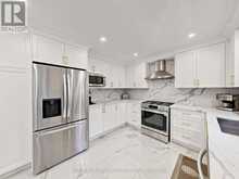 58 MARCHWOOD CRESCENT | Richmond Hill Ontario | Slide Image Eleven