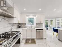 58 MARCHWOOD CRESCENT | Richmond Hill Ontario | Slide Image Thirteen