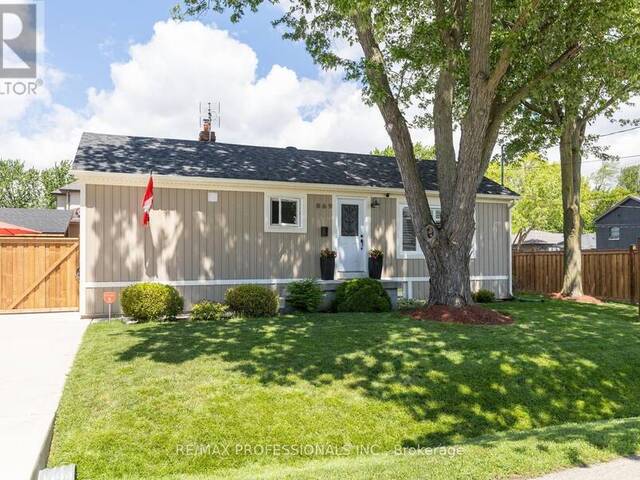 869 FIRST STREET Mississauga Ontario, L5E 1A6 - 3 Bedrooms Home For Sale