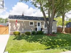 869 FIRST STREET Mississauga Ontario, L5E 1A6