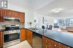 807 - 60 DISERA DRIVE | Vaughan Ontario | Slide Image Fifteen