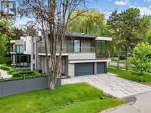 22 HAMMOK CRESCENT | Markham Ontario | Slide Image Five