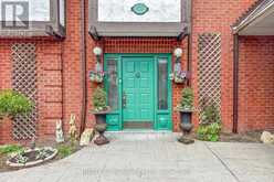 566 SUNSET BEACH ROAD | Richmond Hill Ontario | Slide Image Six