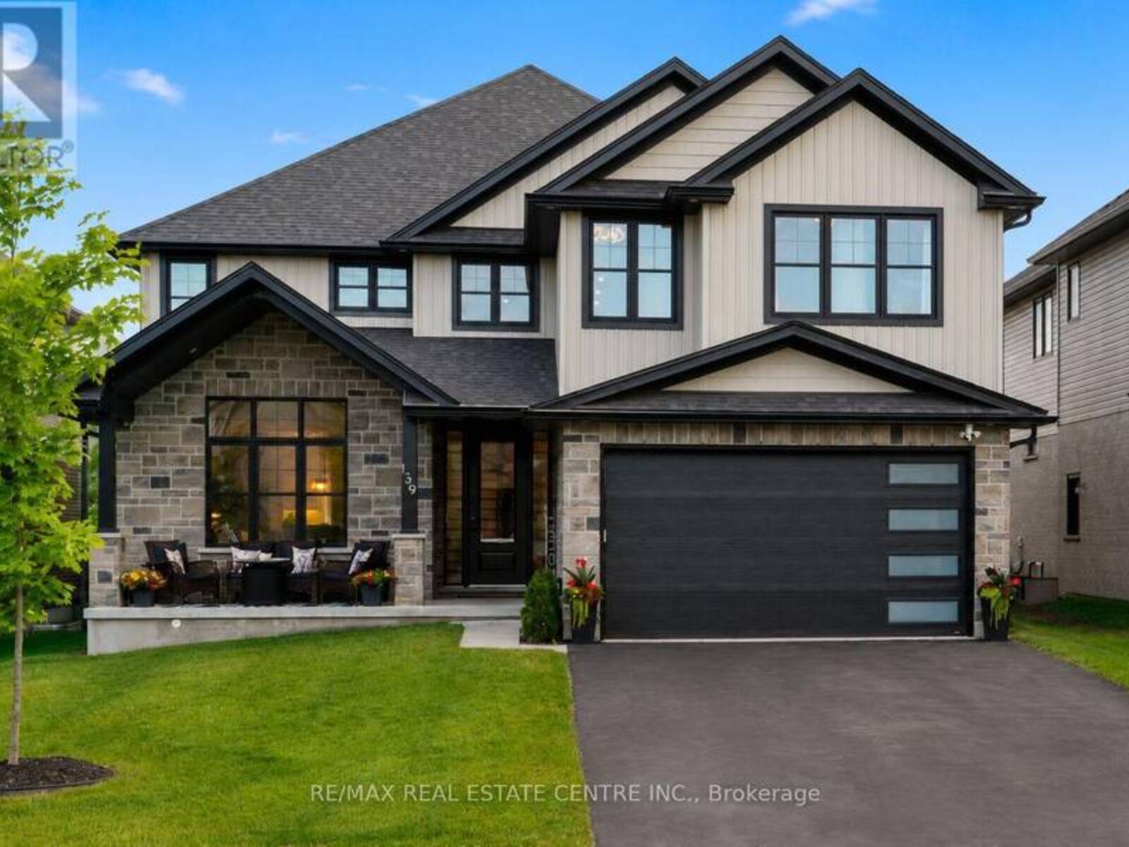 139 MARR DRIVE, Elora, Ontario N0B 1S0