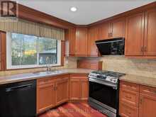 111 LIBBY BOULEVARD | Richmond Hill Ontario | Slide Image Eleven