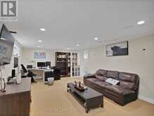 111 LIBBY BOULEVARD | Richmond Hill Ontario | Slide Image Nineteen
