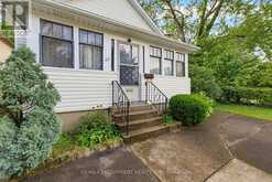 22 MILDRED AVENUE | St. Catharines Ontario | Slide Image Five