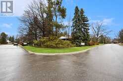 1 BRADGATE ROAD | Toronto Ontario | Slide Image Three