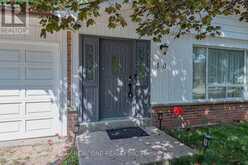 10 DEVINS DRIVE | Aurora Ontario | Slide Image Twenty-eight