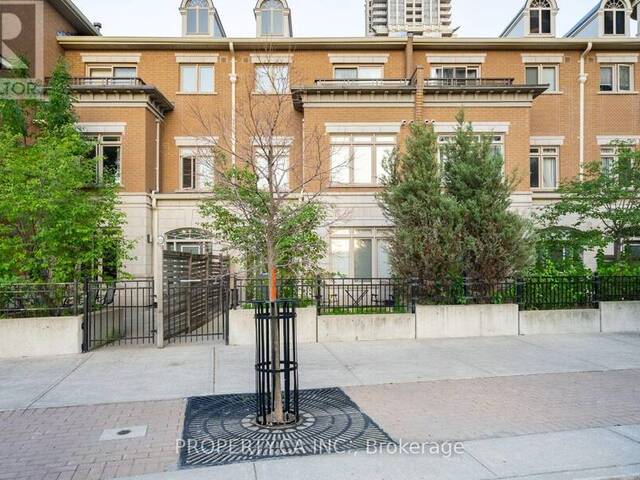 112 - 383 PRINCE OF WALES DRIVE Mississauga Ontario, L5B 0C7 - 4 Bedrooms Condo For Sale
