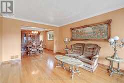 2535 PRIVET CRESCENT | Mississauga Ontario | Slide Image Nine