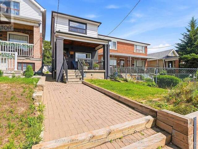395 MCROBERTS AVENUE Toronto Ontario, M6E 4R1 - 4 Bedrooms Home For Sale
