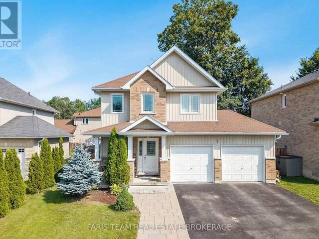 7 MANCINI DRIVE Angus Ontario, L0M 1B1 - 4 Bedrooms Home For Sale