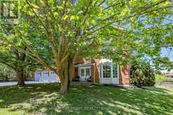2114 HUGHES DRIVE | Innisfil Ontario | Slide Image Two