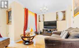 63 - 255 SHAFTSBURY AVENUE | Richmond Hill Ontario | Slide Image Ten
