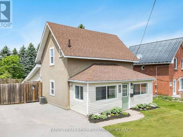 654 VICTORIA STREET Midland Ontario, L4R 1A7 - 2 Bedrooms Home For Sale