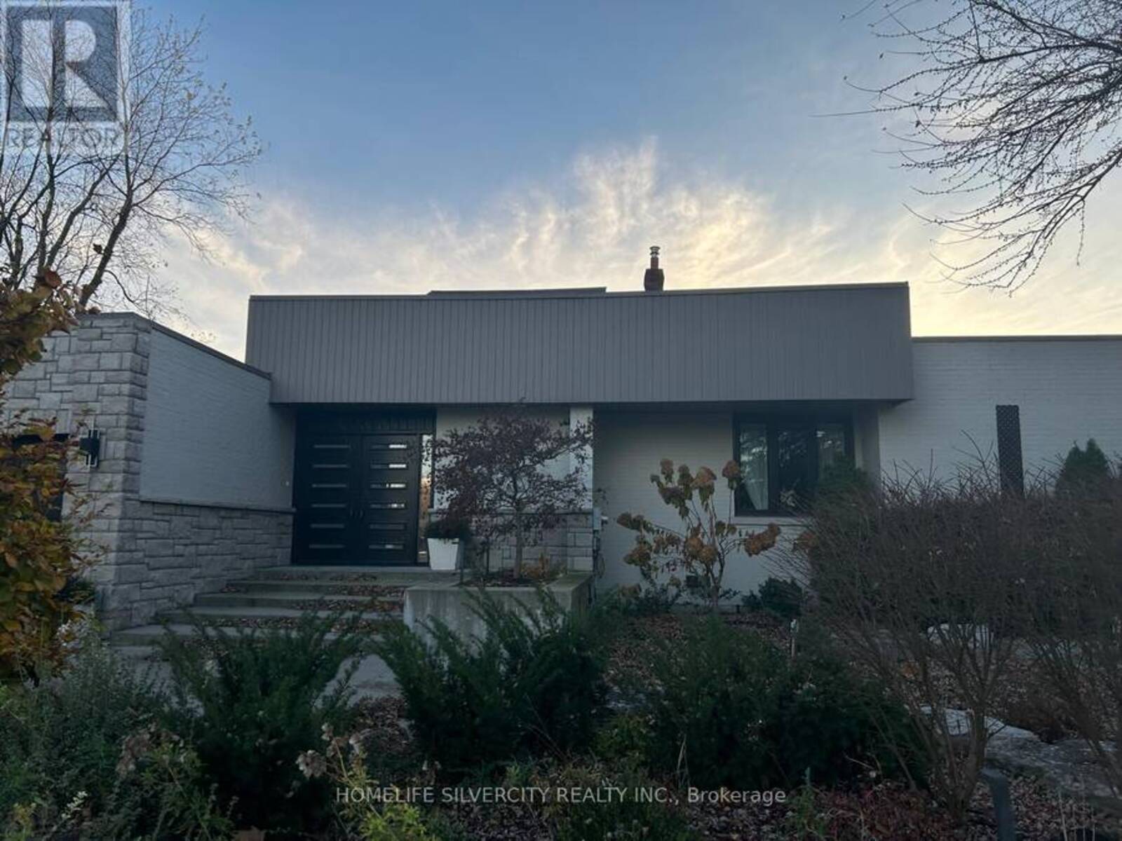 37 MICHELANGELO BOULEVARD, Brampton, Ontario L6P 0H1