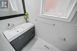 88 OLDE TOWN ROAD | Brampton Ontario | Slide Image Fifteen