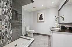 111 OAK PARK DRIVE | Waterloo Ontario | Slide Image Thirty-one