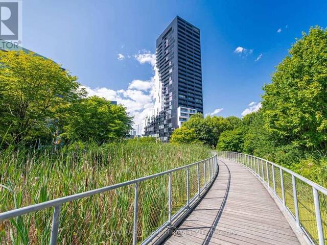 TH105 - 170 BAYVIEW AVENUE Toronto Ontario, M5A 0M4 - 3 Bedrooms Condo For Sale