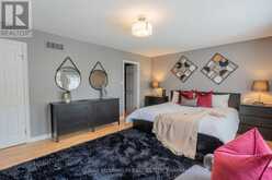 11 - 230 MEADOWBROOK DRIVE | Ancaster Ontario | Slide Image Forty