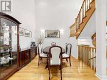 16 BARKWOOD HOLLOW | Markham Ontario | Slide Image Ten