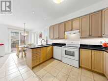 16 BARKWOOD HOLLOW | Markham Ontario | Slide Image Thirteen