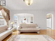 16 BARKWOOD HOLLOW | Markham Ontario | Slide Image Twenty-seven