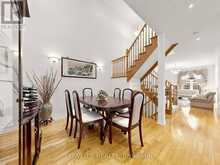 16 BARKWOOD HOLLOW | Markham Ontario | Slide Image Nine