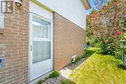 3637 CHIPLOW ROAD | Mississauga Ontario | Slide Image Nineteen