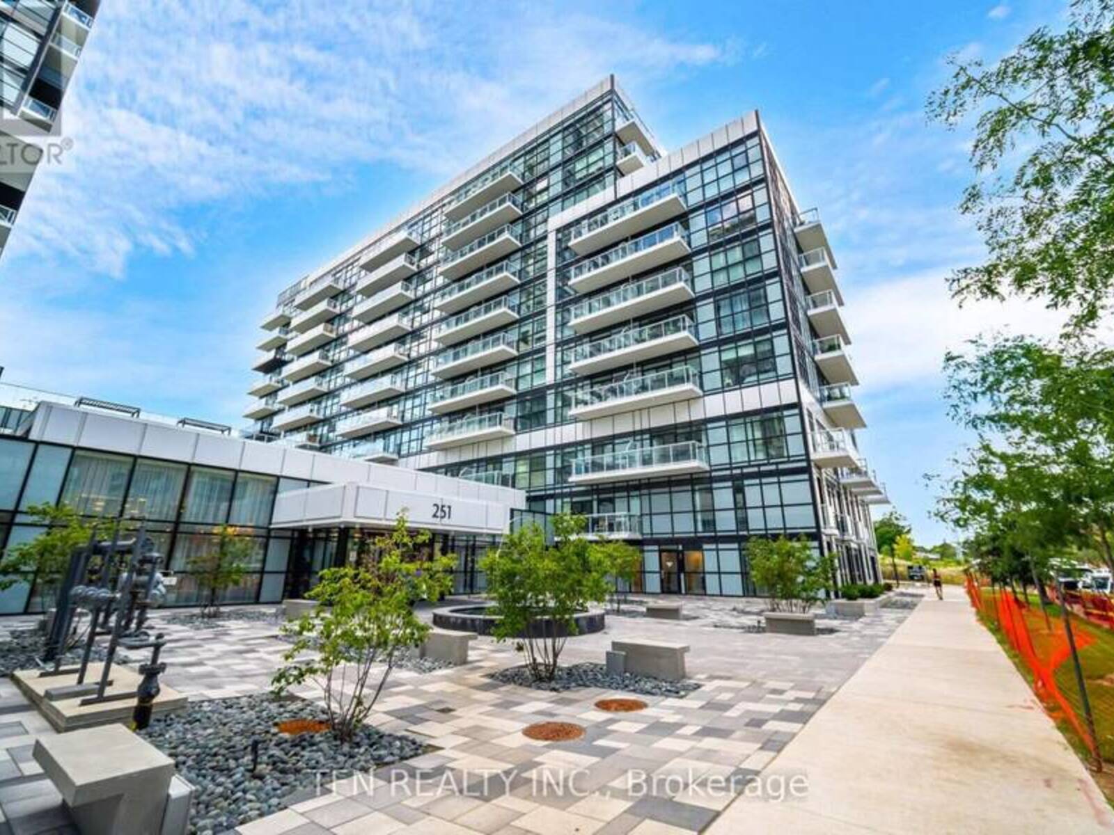 431 - 251 MANITOBA STREET, Toronto, Ontario M8Y 0C7