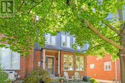 44 SUNVALE PLACE | Hamilton Ontario | Slide Image Three