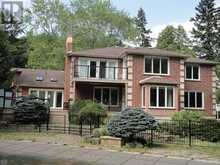 48 MEADOWCLIFFE DRIVE | Toronto Ontario | Slide Image Four