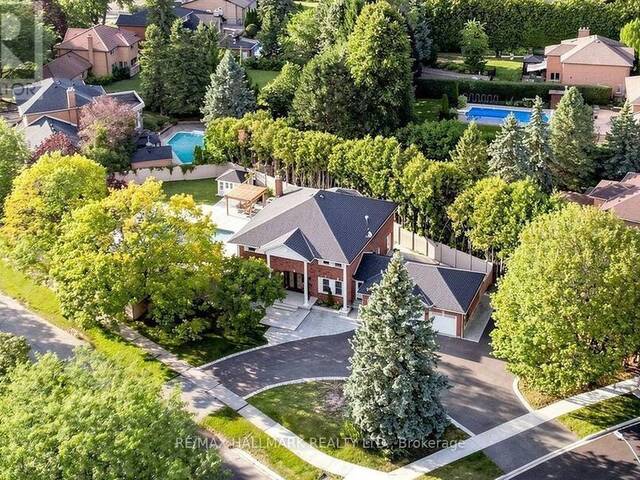 8 BEAUFORT HILLS ROAD Richmond Hill Ontario, L4E 2N5 - 4 Bedrooms Home For Sale