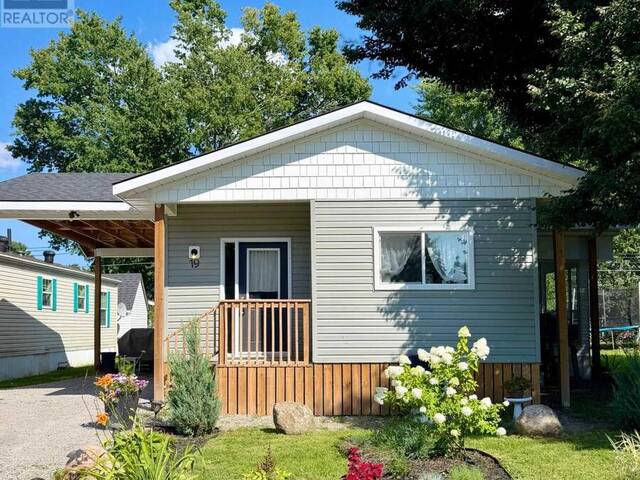 19 VICS ROAD Midland Ontario, L4R 0B9 - 2 Bedrooms Home For Sale