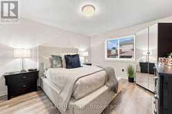 4 LISTER DRIVE | Barrie Ontario | Slide Image Thirteen