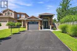 4 LISTER DRIVE | Barrie Ontario | Slide Image One