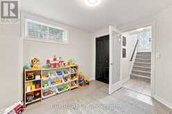 4 LISTER DRIVE | Barrie Ontario | Slide Image Twenty
