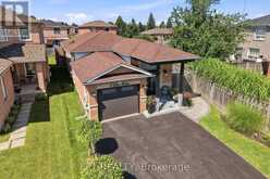4 LISTER DRIVE | Barrie Ontario | Slide Image Two