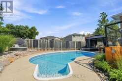 4 LISTER DRIVE | Barrie Ontario | Slide Image Thirty-four