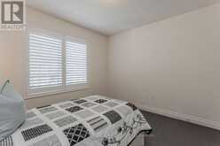 11 COOLEY GROVE | Hamilton Ontario | Slide Image Thirty-eight