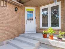 1041 BLIZZARD ROAD | Mississauga Ontario | Slide Image Six