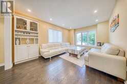 352 CROFTERS ROAD | Vaughan Ontario | Slide Image Four