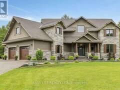 2882 B LINE ROAD Pembroke Ontario, K8A 6W8