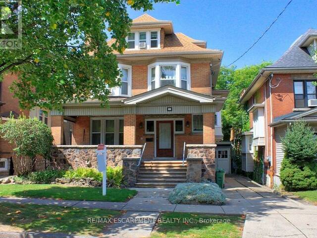 22 BLAKE STREET Hamilton Ontario, L8M 2S5 - 5 Bedrooms Home For Sale