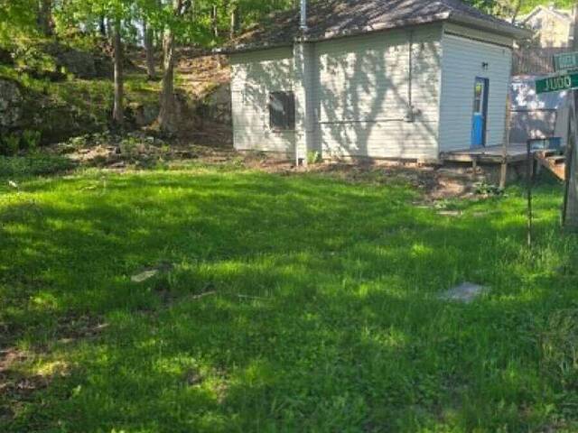 19 QUEEN STREET Leeds and the Thousand Islands Ontario, K0E 1N0 - 2 Bedrooms Home For Sale