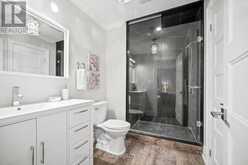 139 RHODES CIRCLE | Newmarket Ontario | Slide Image Thirty-one