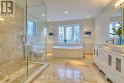 22 CHILTERN HILL | Richmond Hill Ontario | Slide Image Thirteen